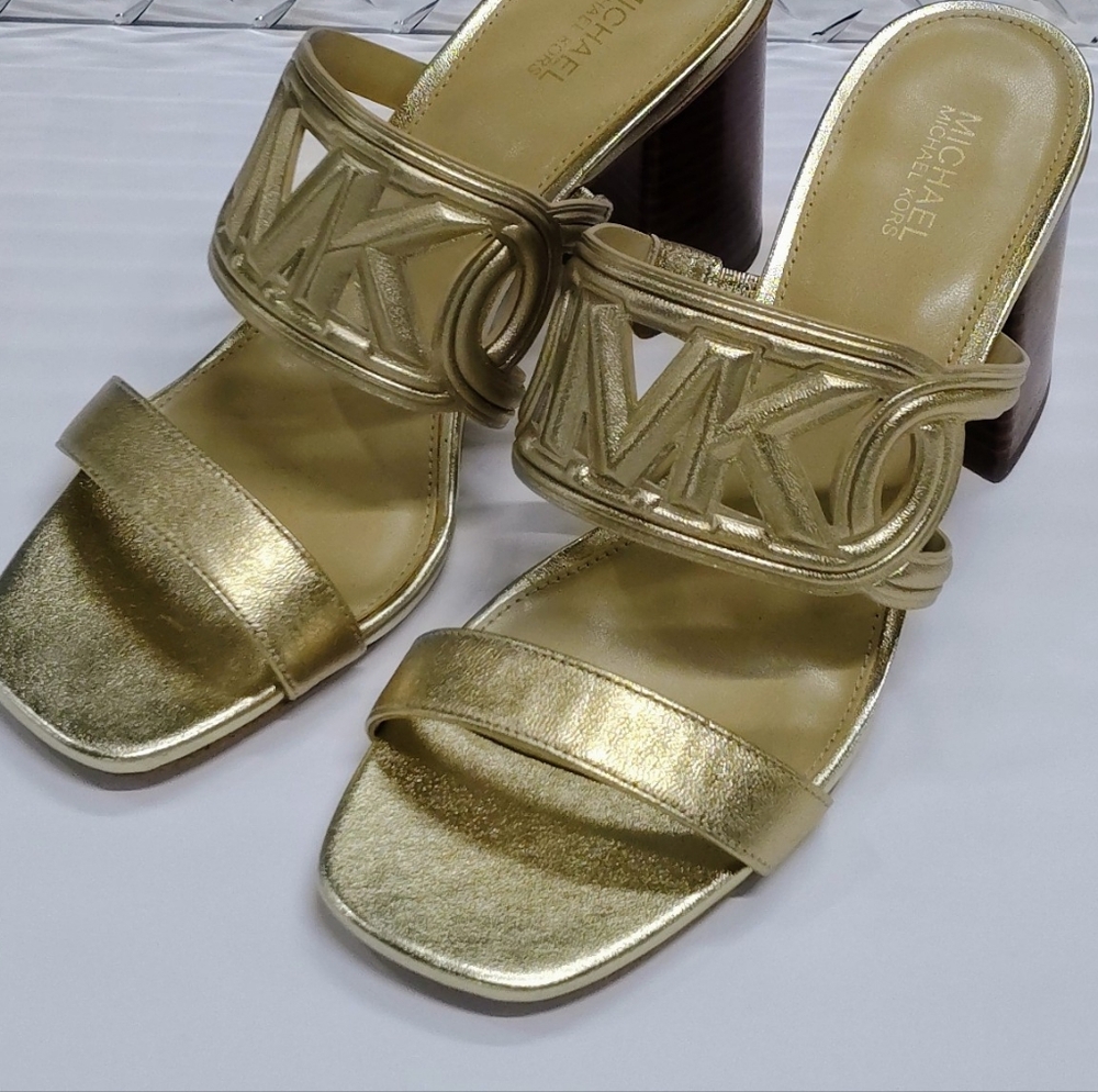 NEW Michael Kors Alma Mid Block Heel Slide Sandal Metallic Gold MK Logo Size 7.5